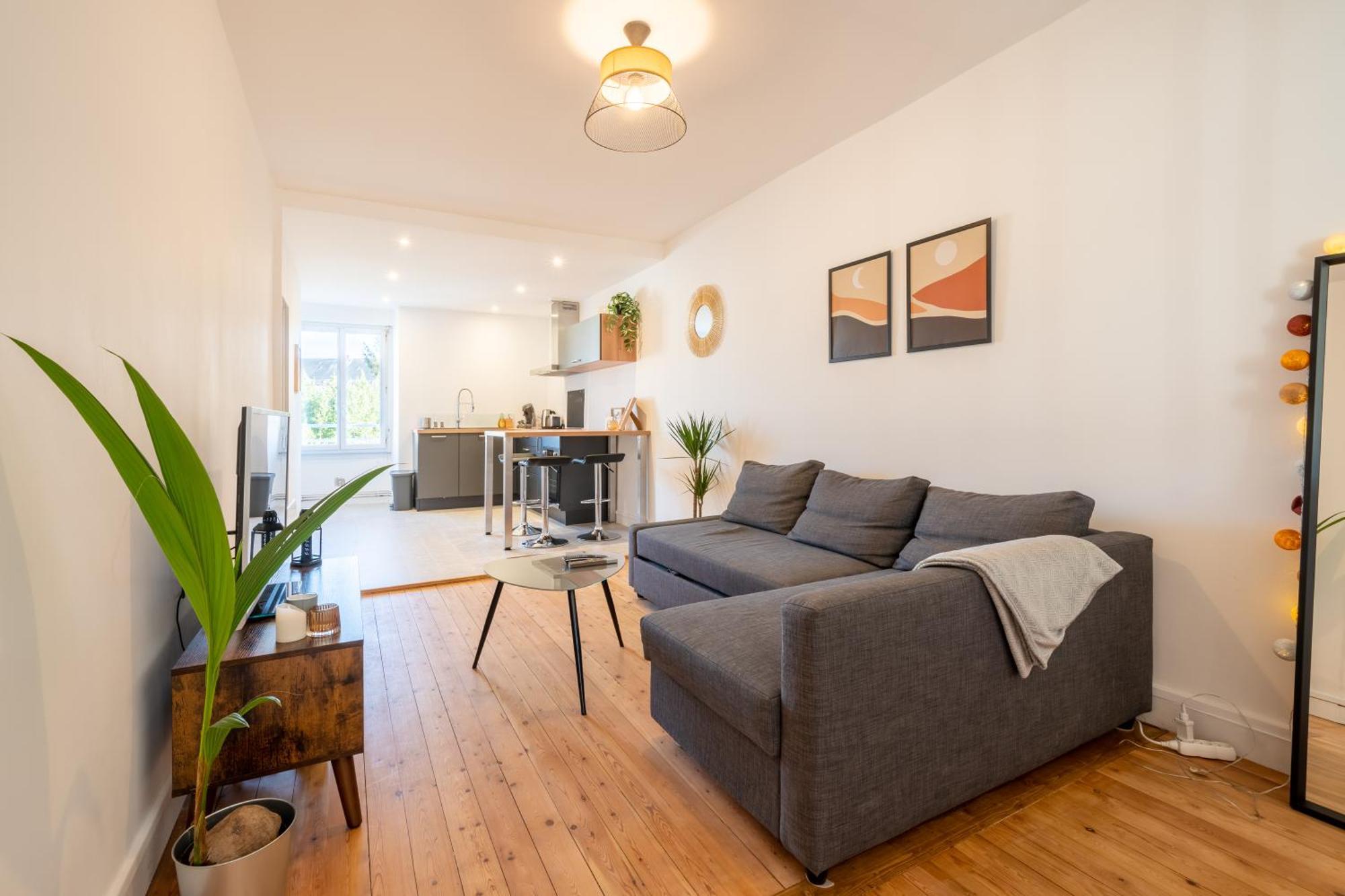 T2 Cosy A Deux Pas De La Gare Lägenhet Nantes Exteriör bild
